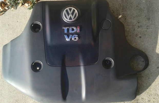 VW Motorburkolat