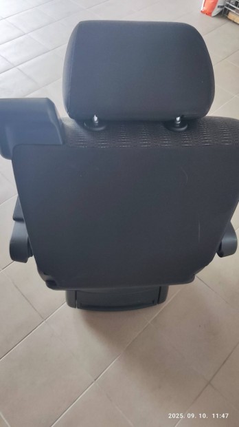 VW Multivan ules 