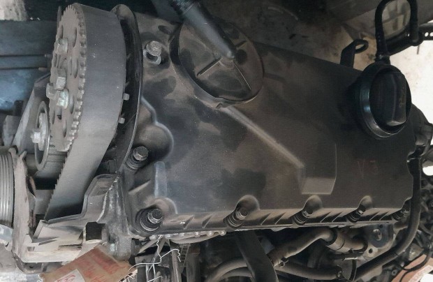 VW Passat 1.9 PD Tdi AVF motor elad