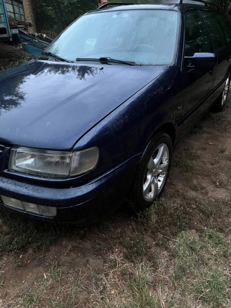 VW Passat 2.0 benzin alkatrészek