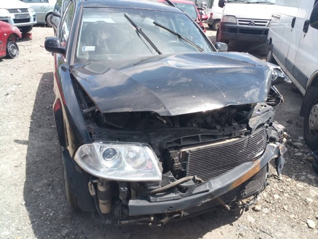 VW Passat 5.5 bontás, gyújtás, motorvezérlő , adagoló, porlasztó