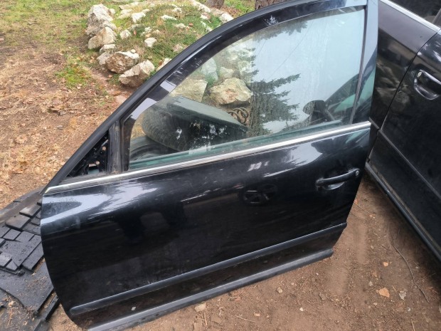 VW Passat B5.5 bal első ajtó lo41 rozsdamentes