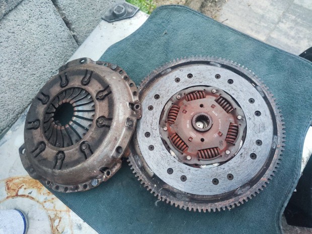 VW Passat B5 B5.5 2.5v6 újszerű kuplung szett kompletten 1997-2004