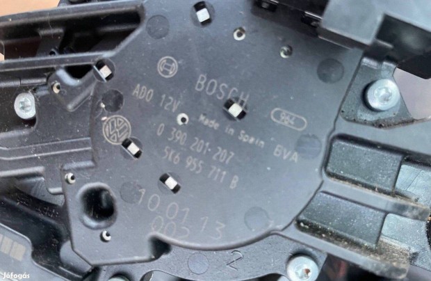 VW Passat B5, Bora, Skoda Octavia hátsó ablaktörlő motor 5K6 955 711 B