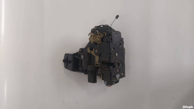 VW Passat B5 jobb els ajtzr ajt zr zrszerkezet