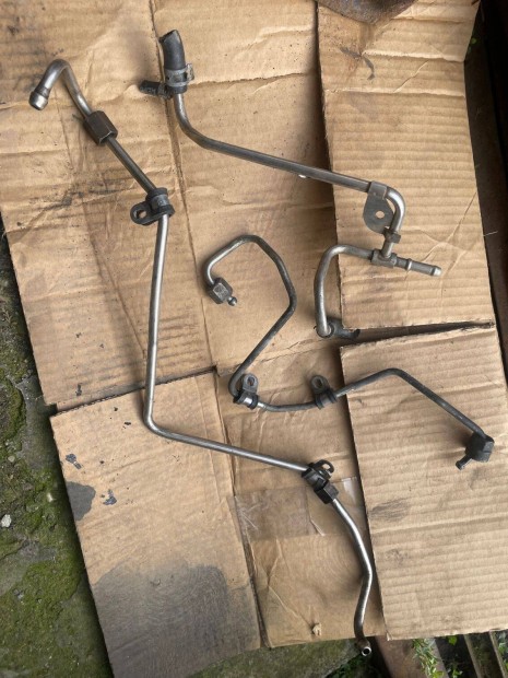 VW Passat B6 2.0 CR TDi Nagynyom�s� �sszek�t�cs�, V�zcs� , Leveg�cs�