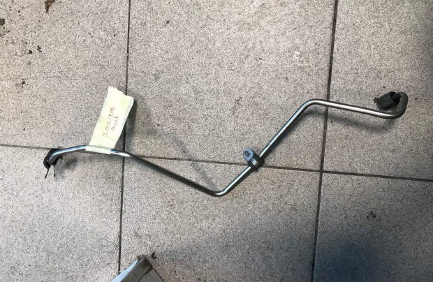VW Passat B6 2,0 CR _ turbó olajzó cső