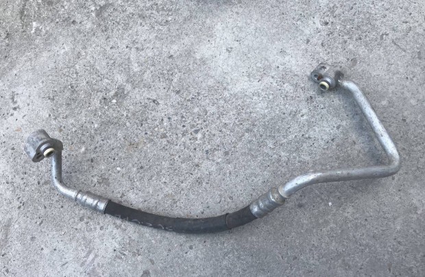 VW Passat B6 2,0 PD _ klímacső 3C0 820 721 C