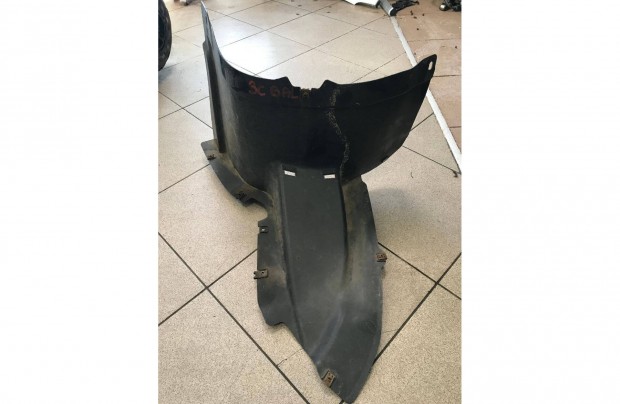 VW Passat B6 3C _ bal első dobbetét 3C0 805 911