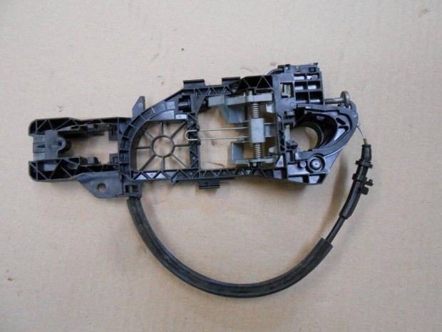 VW Passat B6,B7,3C 2005-2014 Kilincstartó kengyel-Bal hátsó 3C0837885J