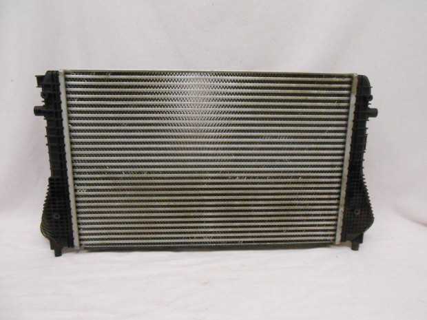 VW Passat B6,B7,3C Intercoolerhűtő - töltőlevegő hűtő 3C0145805Ad