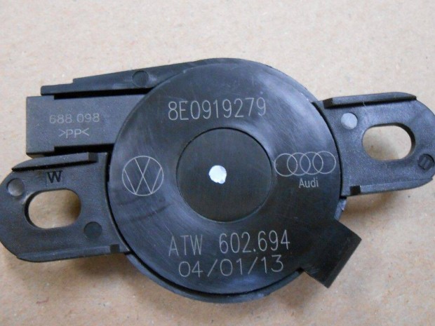 VW Passat B6,B7,3C tolatóradarhoz-hangjelző (zümi) (8E0919279)