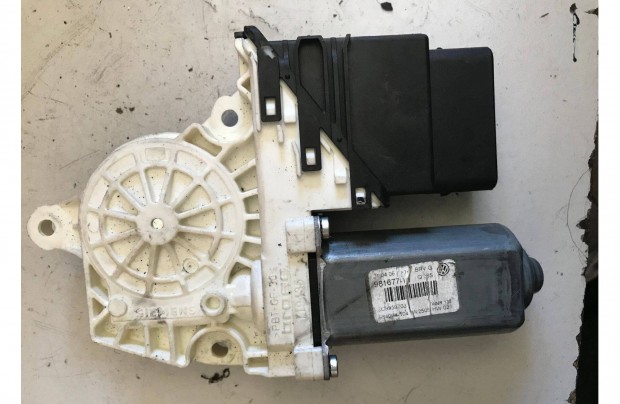 VW Passat B6 _ bal hts ablakemel motor 3C9 959 703