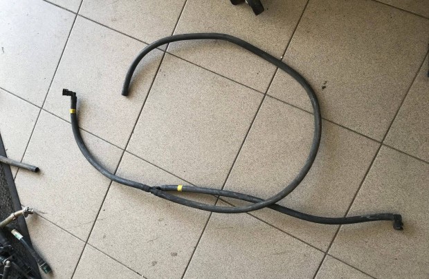 VW Passat B6 - fényszórómosó cső