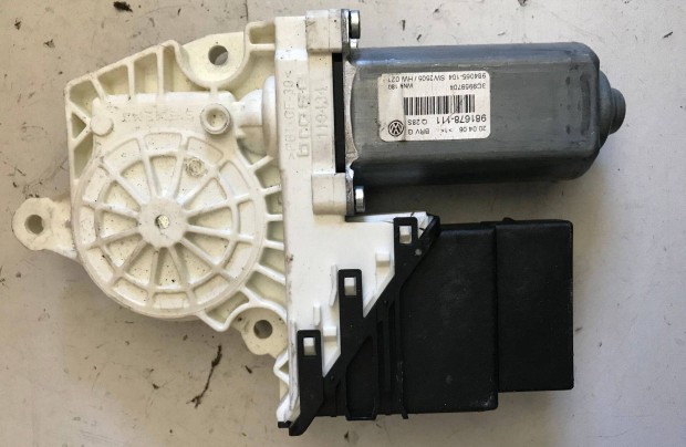 VW Passat B6 _ jobb hts ablakemel motor 309 959 704