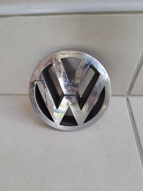 VW Passat B6 emblma