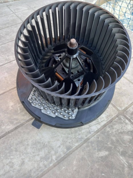 VW Passat B6 f�t� ventil�tor elad�