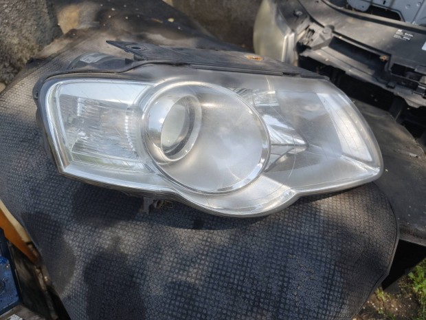 VW Passat B6 jobb els lmpa nem xenon gyri 
