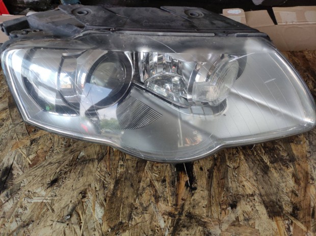 VW Passat B6 jobb els lmpa xenon fnyszr