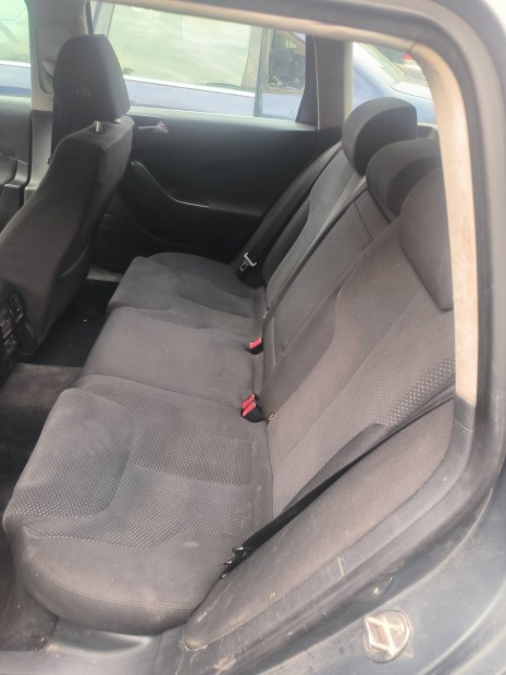 VW Passat B6 kombi ülés garnitúra nem fűthető