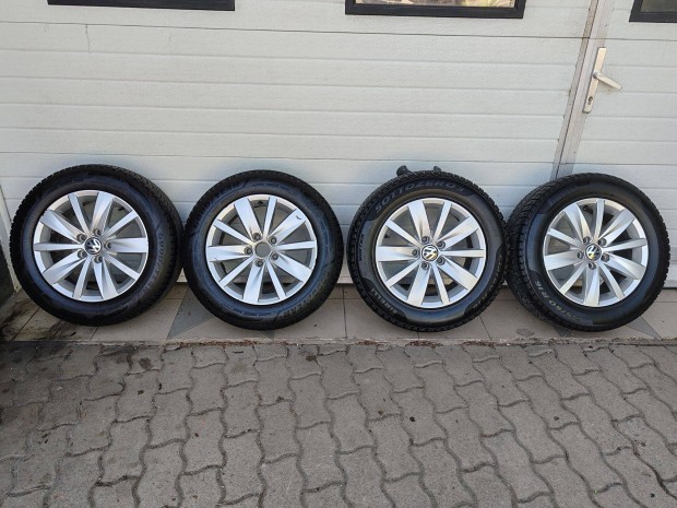 VW Passat B7 Gy�ri 16-os T�li Garnit�ra!