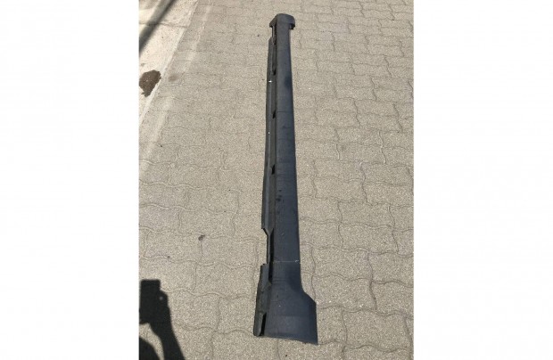VW Passat B7 Variant _bal küszöb burkolat