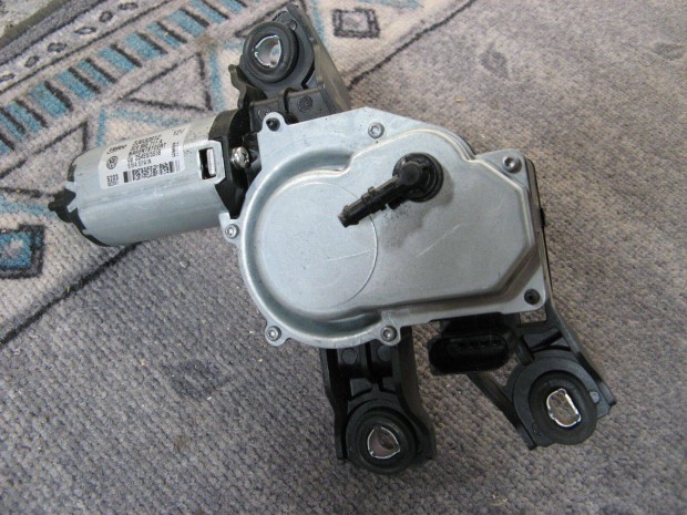 VW Passat B7 Variant h�ts� ablakt�rl� motor elad�