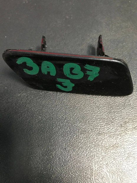 VW Passat B7 _ jobb fényszórómosó fedél 3AA 955 110