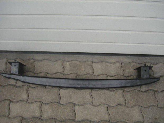 VW Passat B7 hátsó lökhárító merevítő 2010-től 3AA807586