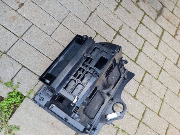 VW Passat B7 kesztyűtartó komplett