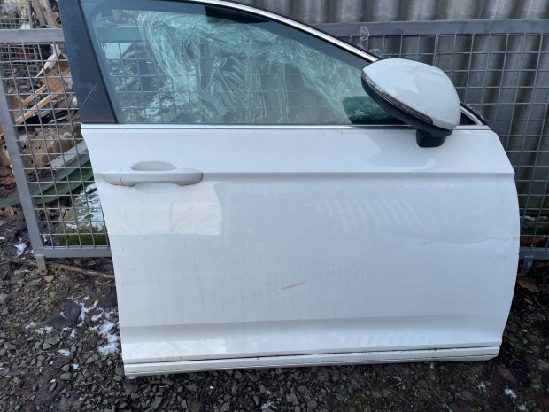 VW Passat B8 Jobb Első ajtó 2015-