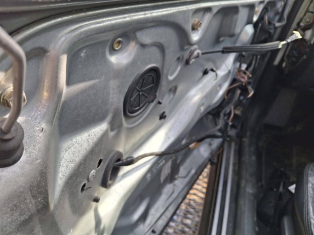 VW Passat B 5.5 bal első elektromos ablakemelő szerkezet