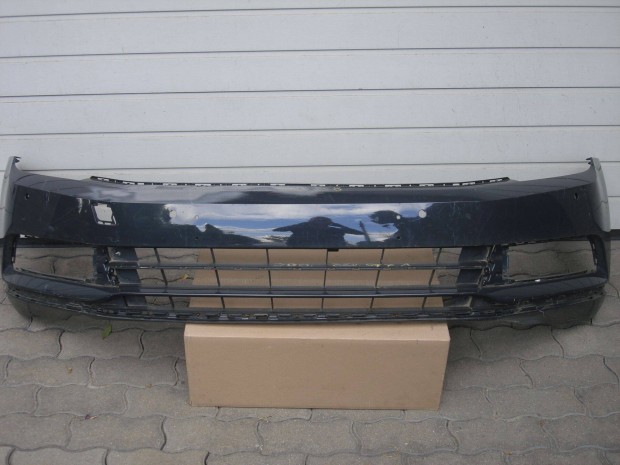 VW Passat B VIII radaros első lökhárító 3G0807221A 2015-től