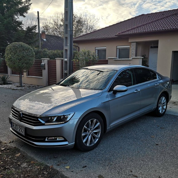 VW Passat Business BMT 2.0 TDI DSG elad