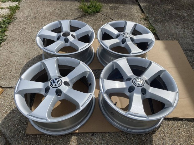 VW Passat/Passat CC gyári 16"-os alufelni szett 5x112 ET42