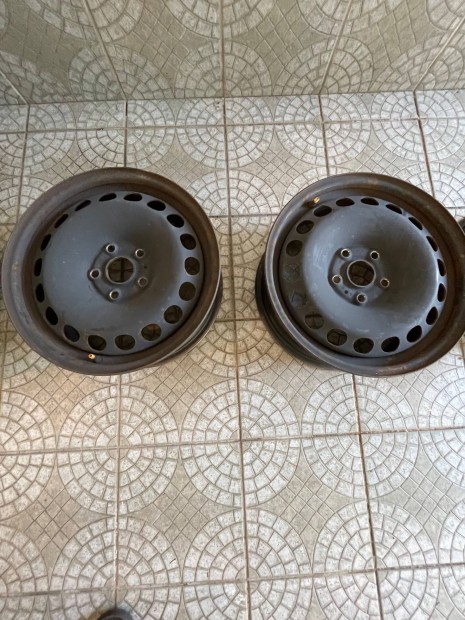 VW Passat R16 6J lemezfelni sérülésmentes