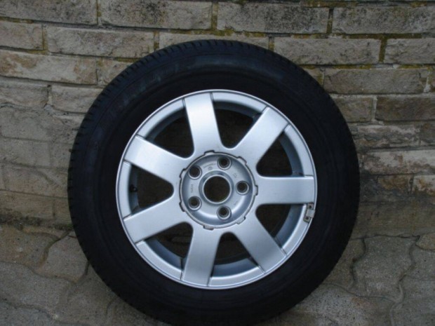 VW Passat Új Alukerék 5X112 2db 7Jx15H2 ET 45 3B0601025A Gumi 205/60 R