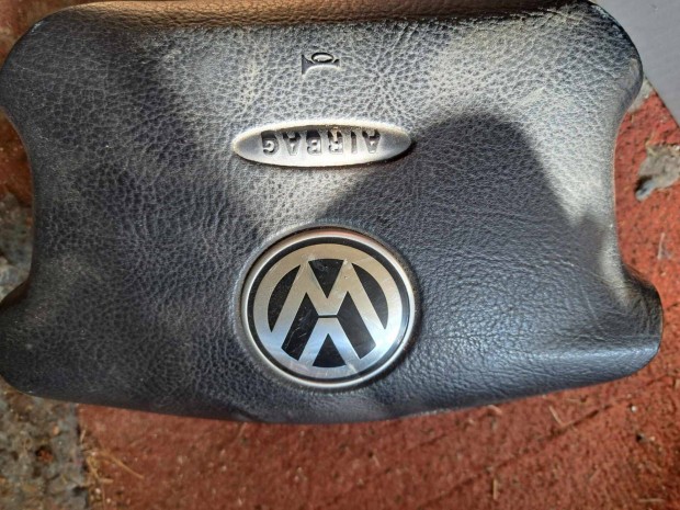 VW Passat, VW Golf IV kormánylégzsák