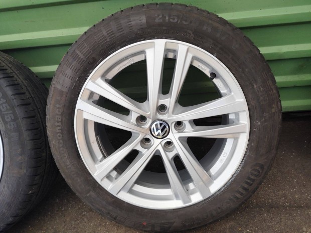VW Passat b8 gyári alufelni 5x112 17"