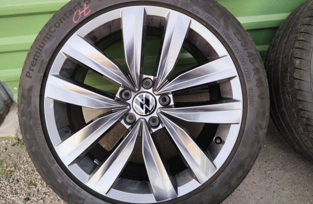 VW Passat b8 gyári alufelni 5x112 18"