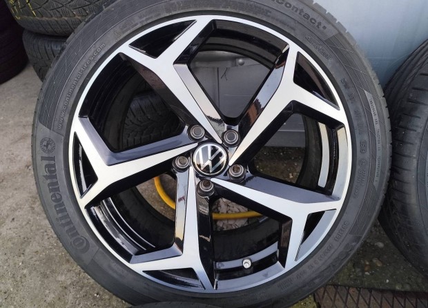 VW Passat b8 gyri r-line alufelni 5x112 18"