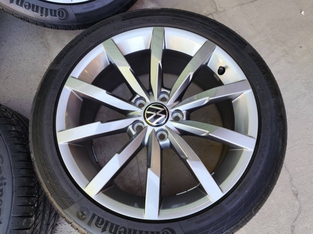 VW Passat b8 monterey gyári alufelni 5x112 18"