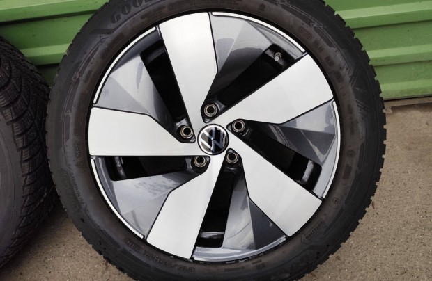 VW Passat b9 gyári alufelni 5x112 17"