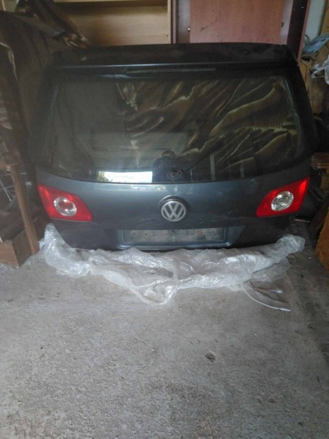 VW Passat csomagtérajtó