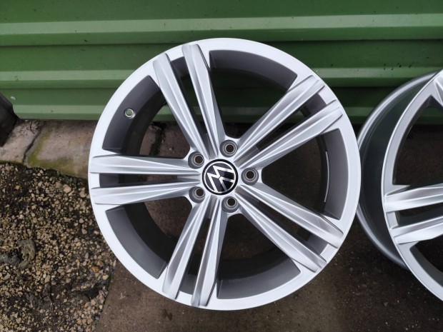 VW Passat touran caddy golf t-roc sharan tiguan alufelni 5x112 17"