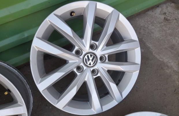 VW Passat touran caddy jetta t-roc golf gyri alufelni 5x112 16"