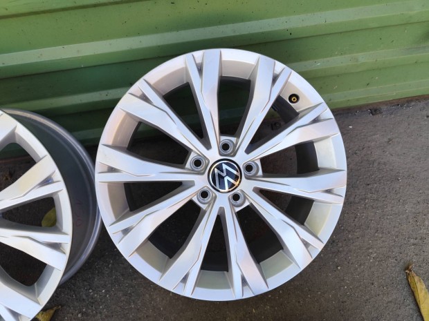 VW Passat touran caddy t-roc tiguan gyri 5x112 17"