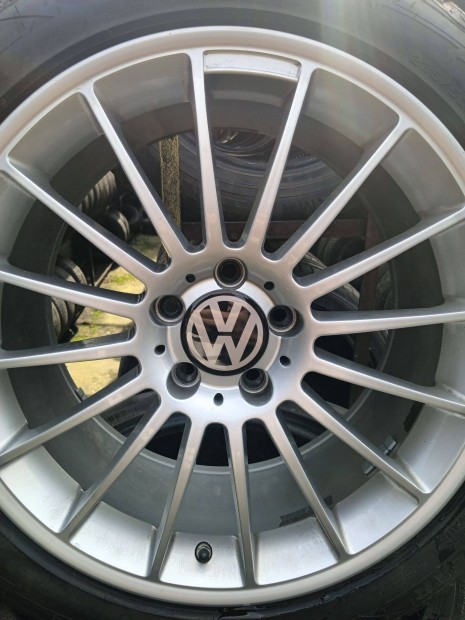 VW Phaeton Arteon 18-as tli szett 95% Goodyear 2019 gumikkal