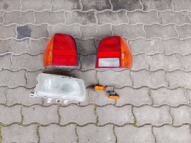 VW Polo 6N bontott alkatr�szek (l�mp�k,utast�r kieg�sz�t�k.stb