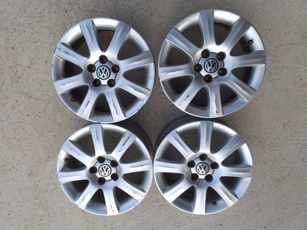 VW Polo 6R Skoda Fabia 5J gy�ri alufelni 15" 5x100